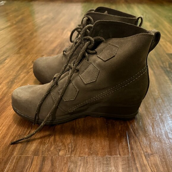 Sorel Evie Wedge Bootie - Picture 1 of 6